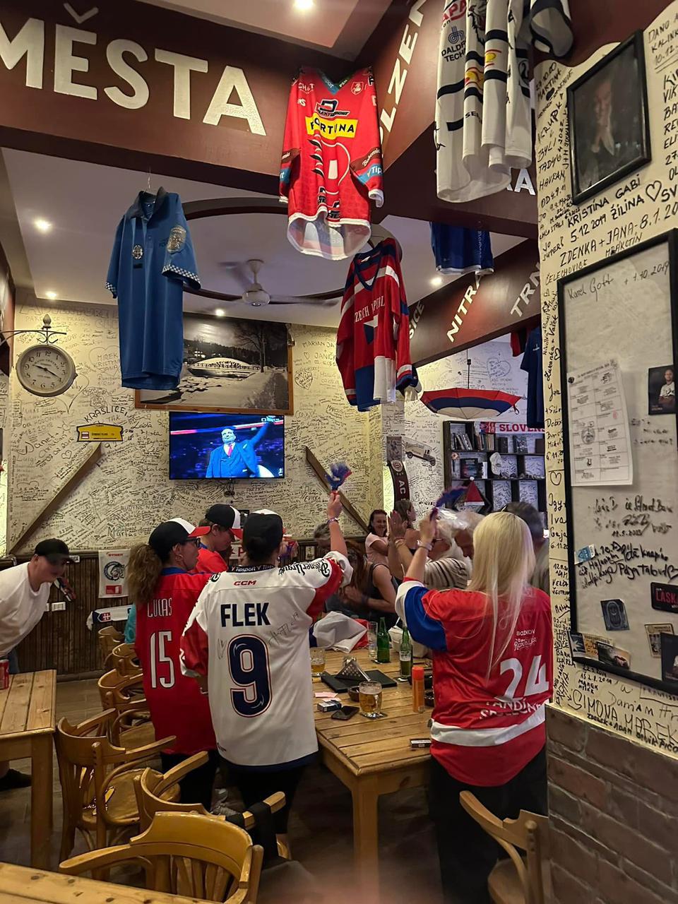 Hockey World Championship at Praha Cafe